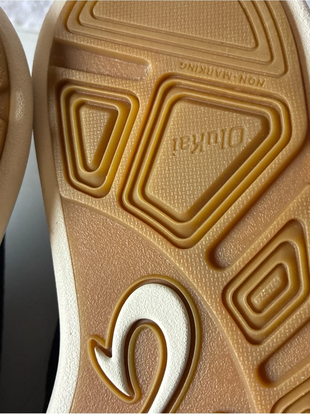 OluKai breathable knit